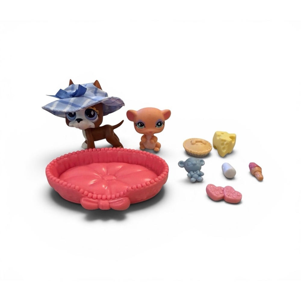 Littlest Pet Shop Picnic In The Park #588 Great Dane #589 Mouse Accessories